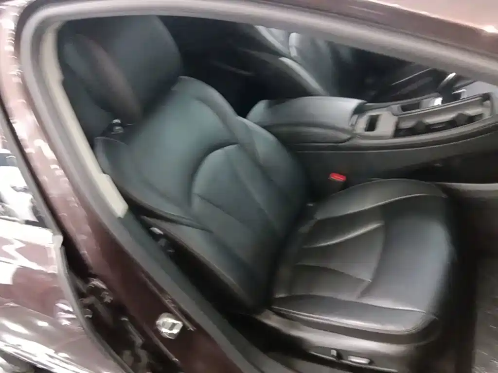 Buick LaCrosse — миниатюра 25