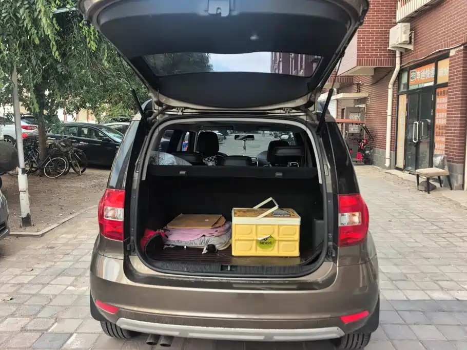 Skoda Yeti — миниатюра 4