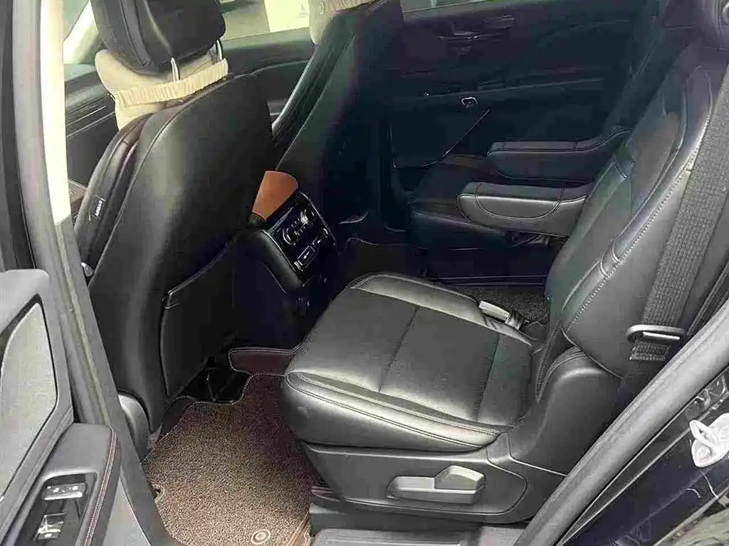 Lincoln Aviator — миниатюра 6
