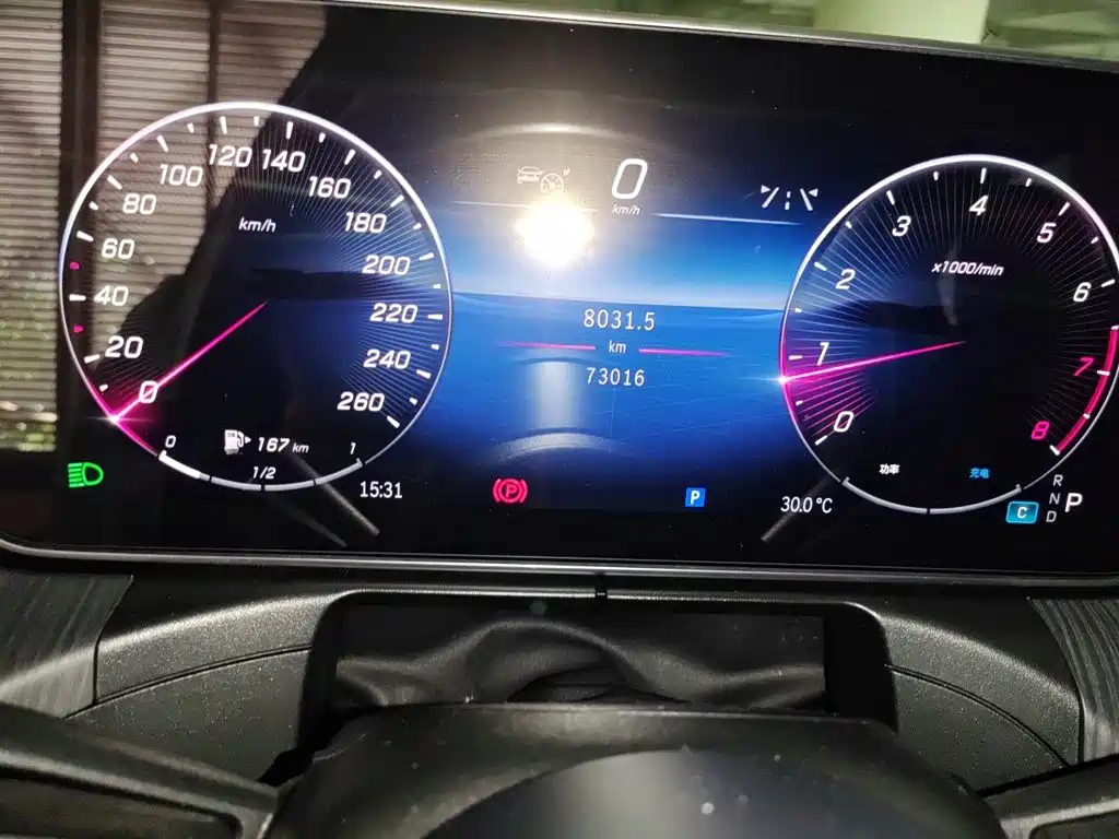 Mercedes-Benz C-Class — миниатюра 13