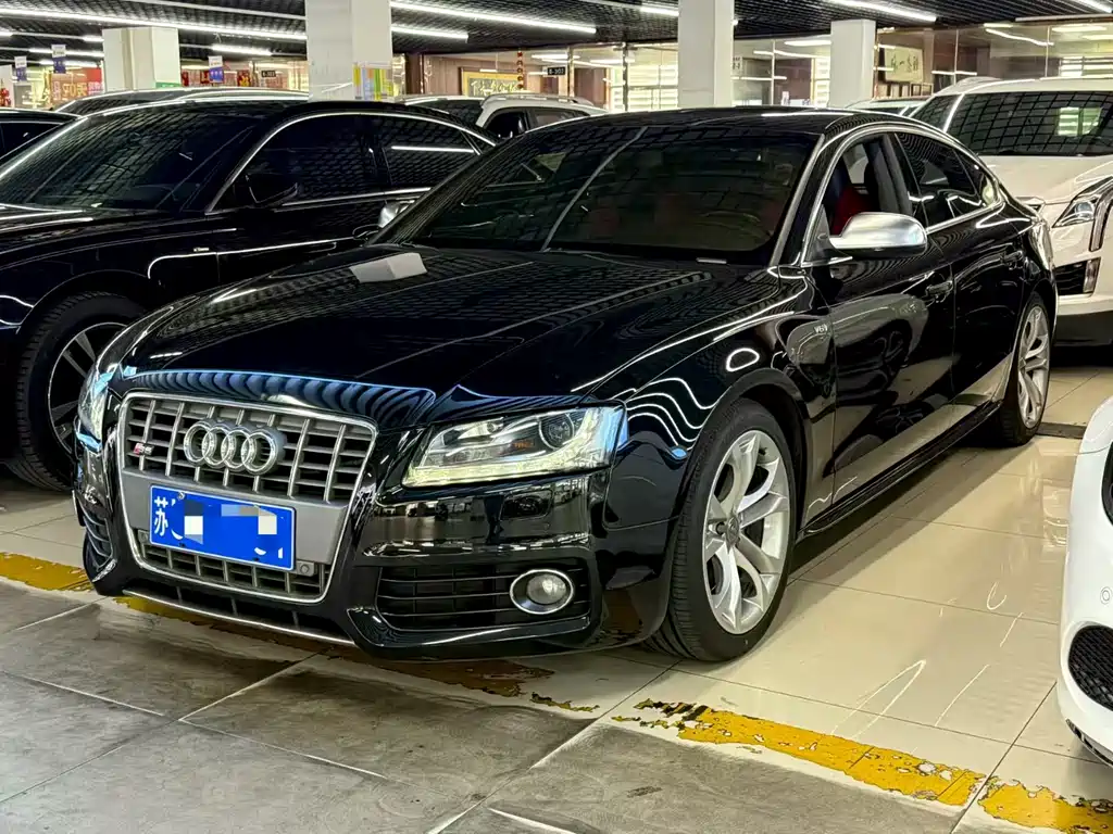 Audi S5 2011