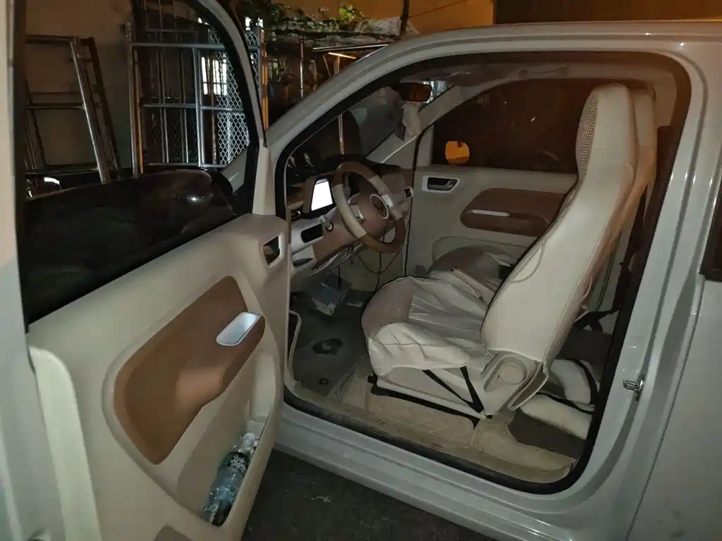 Wuling MINIEV — миниатюра 14