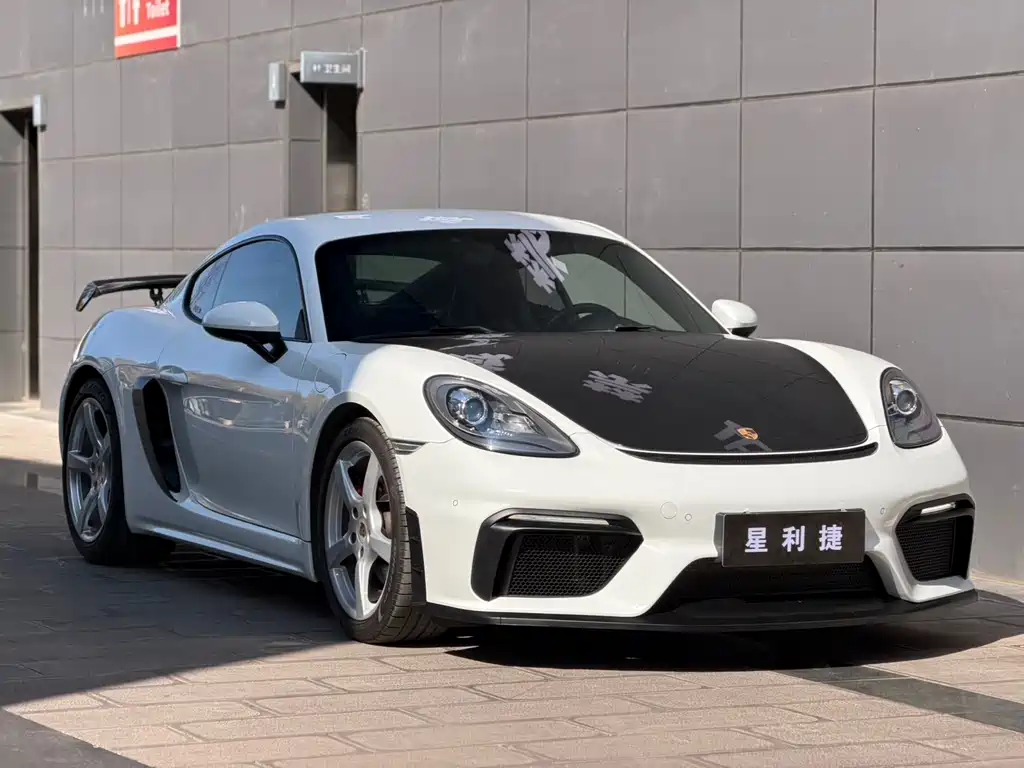 PORSCHE 718