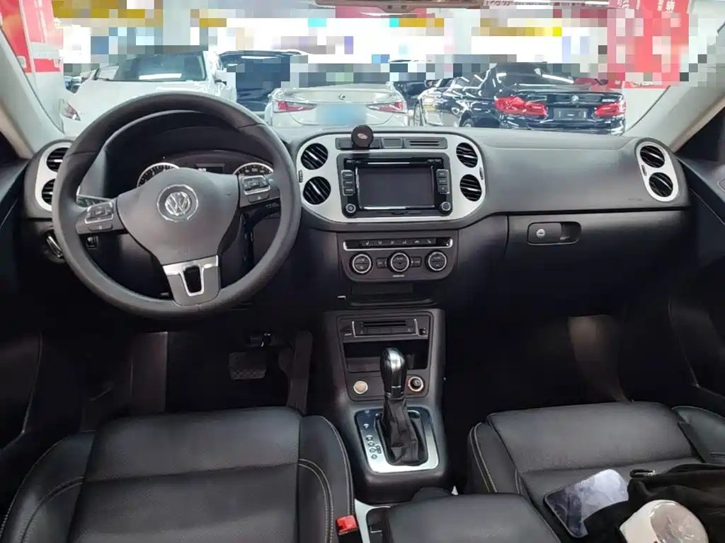 Volkswagen Tiguan — миниатюра 14
