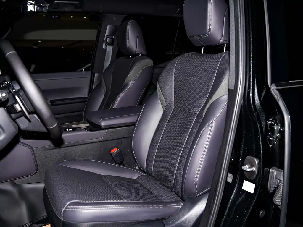 Lexus GX — миниатюра 23