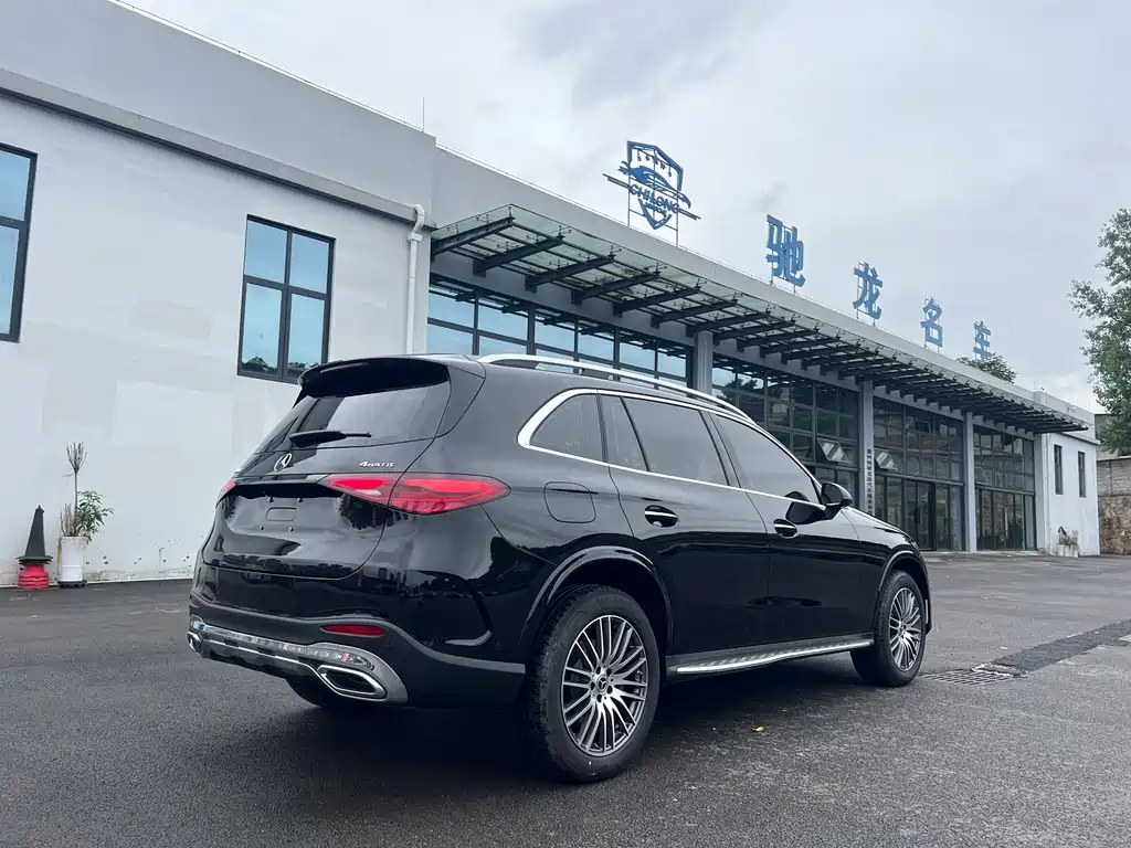 Mercedes-Benz GLC 2026 GLC 300 L 4MATIC 5 мест