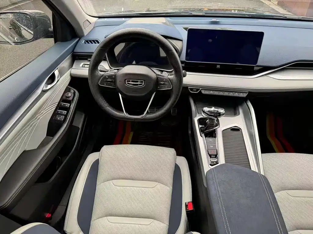 Geely Preface 2023 2.0TD Luxury