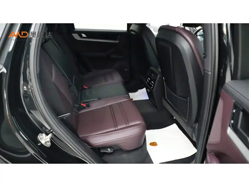 Porsche Cayenne — миниатюра 8