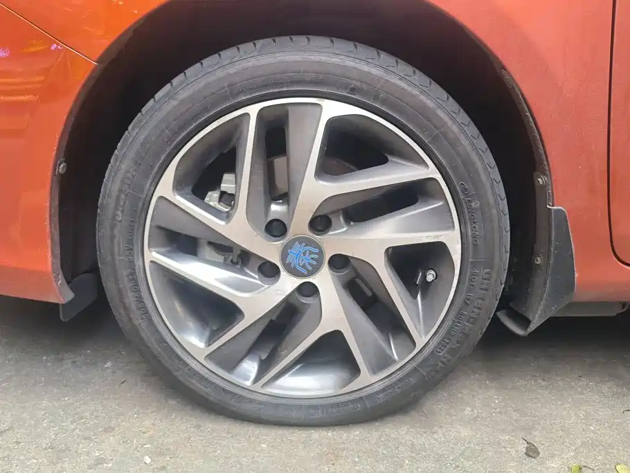 BYD Qin NEV — миниатюра 6