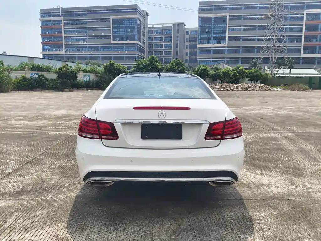 Mercedes-Benz E-Class (Import) — миниатюра 5