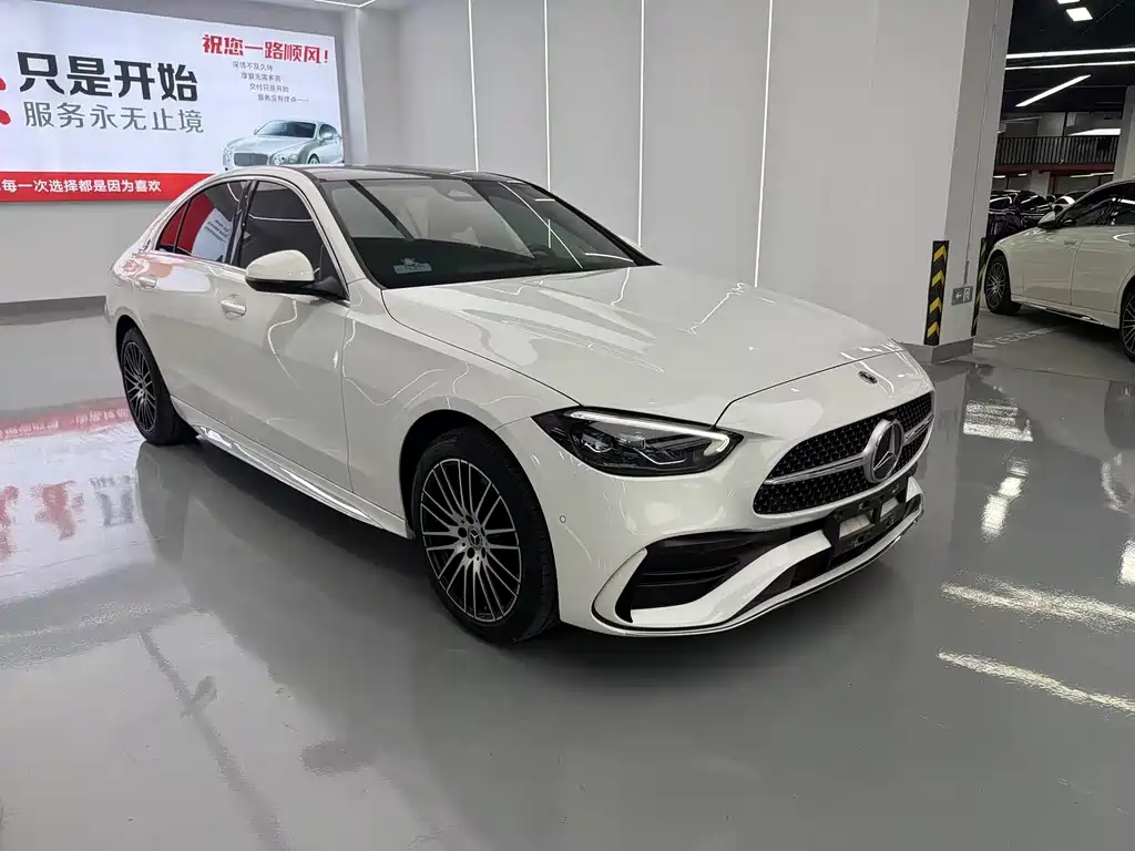 Mercedes-Benz C-Class — миниатюра 3