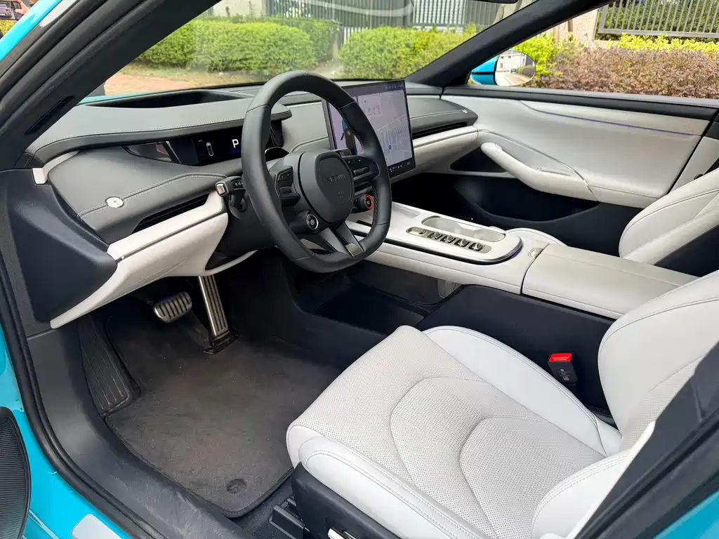 XIAOMI CAR XIAOMI SU7