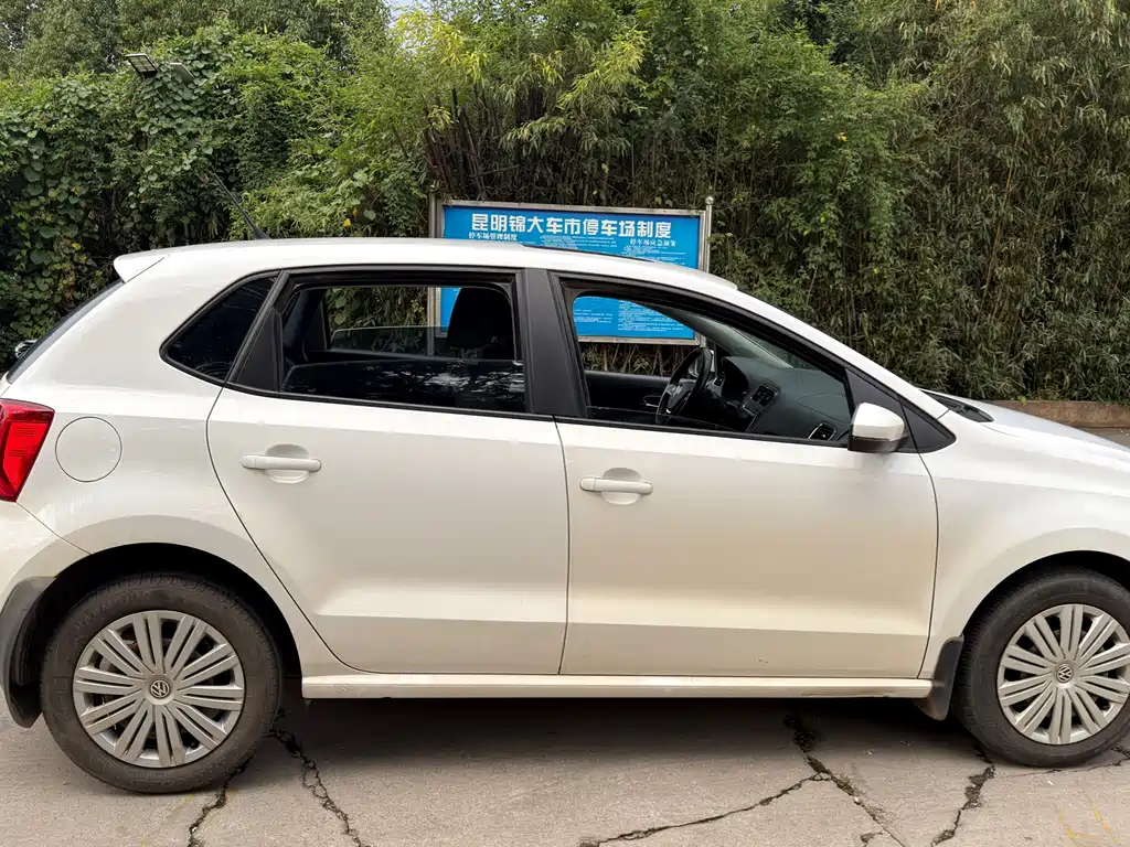 Volkswagen Polo — миниатюра 12