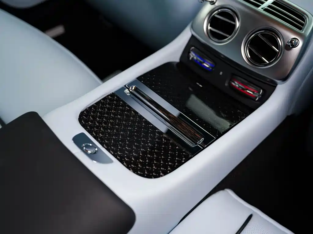 Rolls-Royce Wraith — миниатюра 25