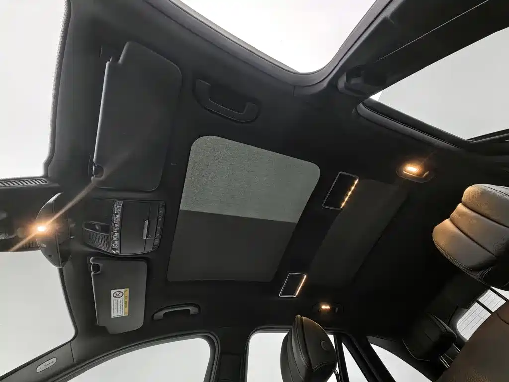 Mercedes-Benz GLC — миниатюра 14