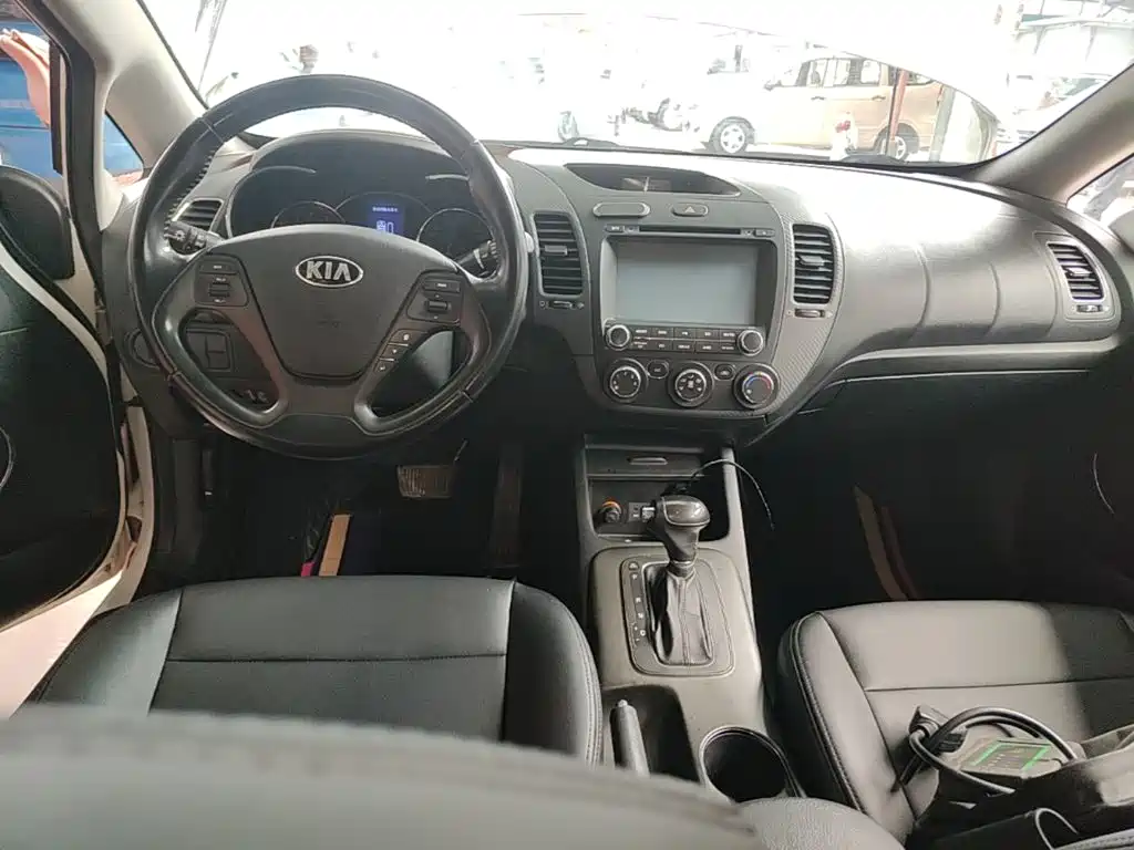 Kia K3 — миниатюра 10
