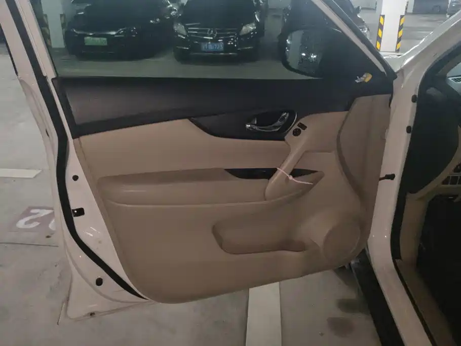 Nissan X-Trail — миниатюра 7