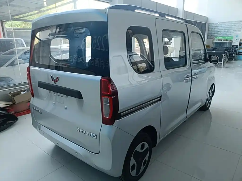 Wuling Zhiguang EV — миниатюра 7