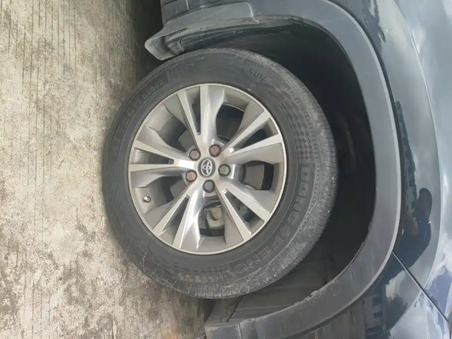 Toyota Highlander — миниатюра 6