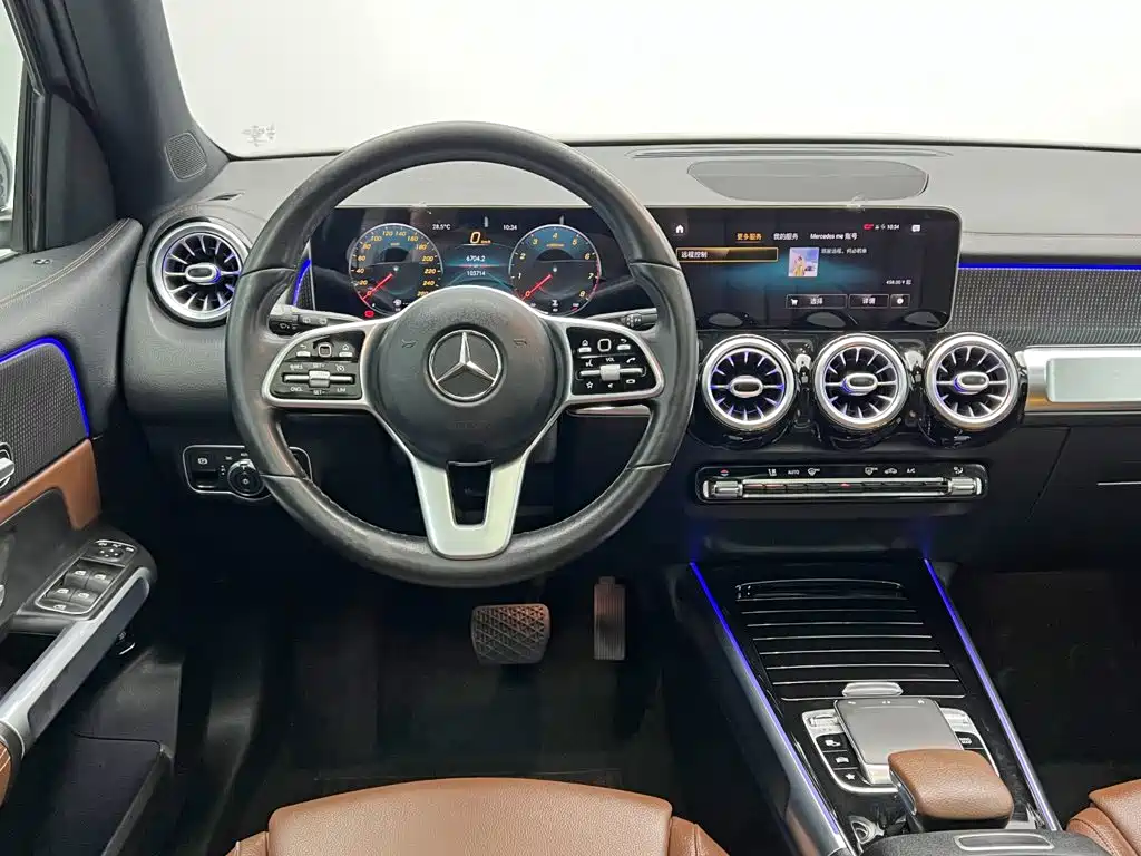 Mercedes-Benz GLB — миниатюра 21
