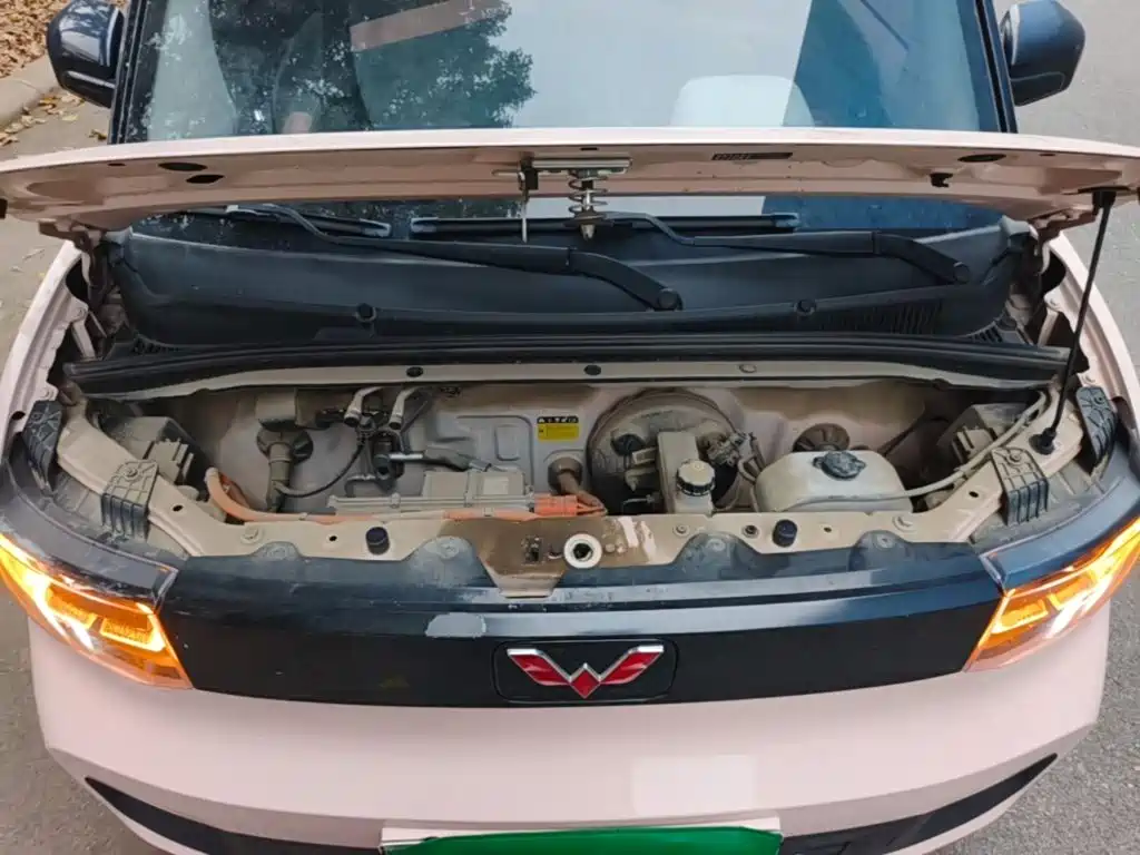 Wuling MINIEV — миниатюра 20