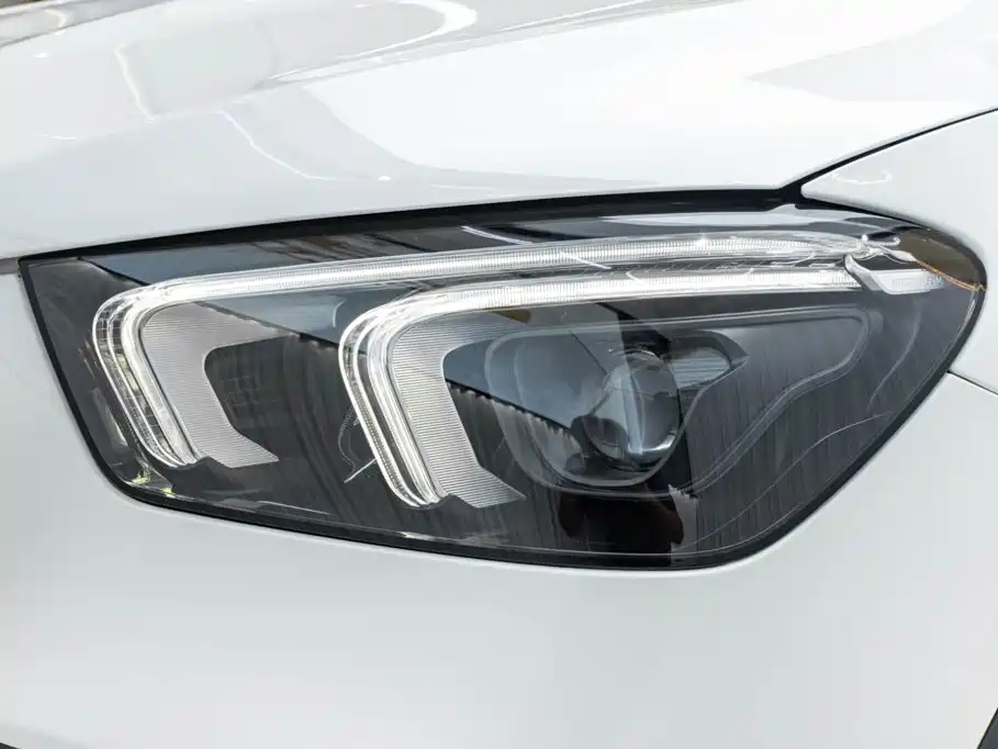 Mercedes-Benz GLE (Import) — миниатюра 8