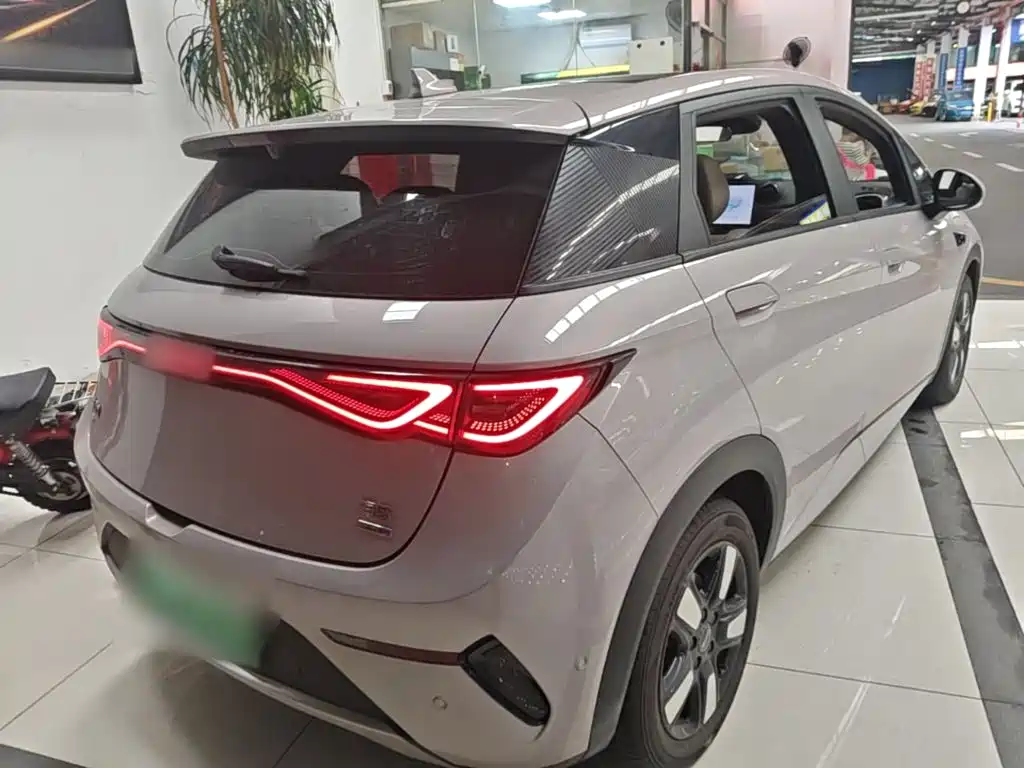 BYD Dolphin — миниатюра 7