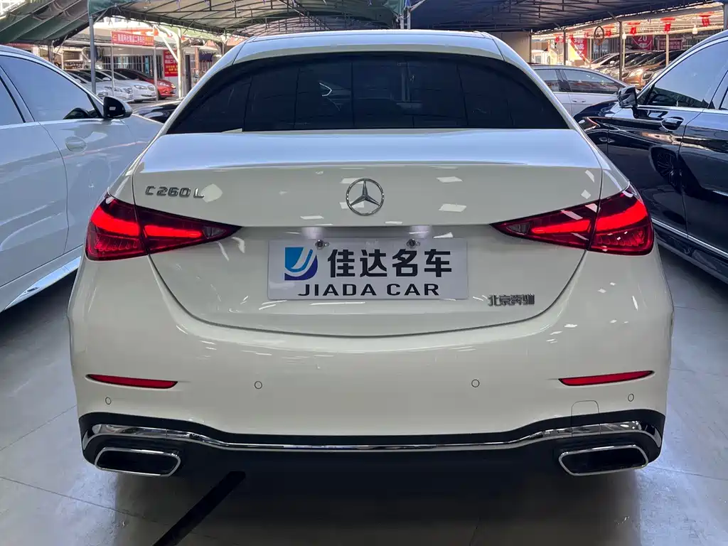 Mercedes-Benz C-Class 2023 — фото 13