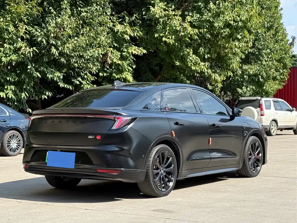 ARCFOX Alpha S — миниатюра 4