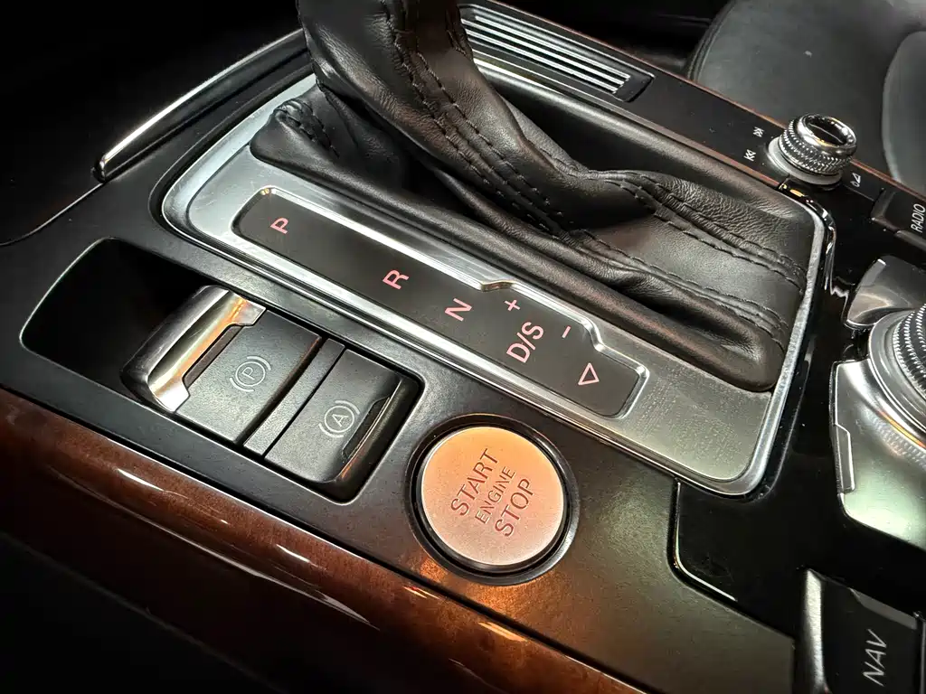 Audi A4L — миниатюра 14