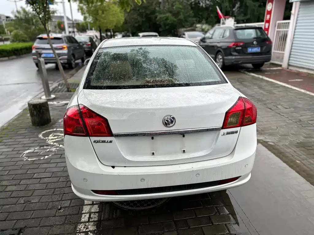 Buick Excelle — миниатюра 5