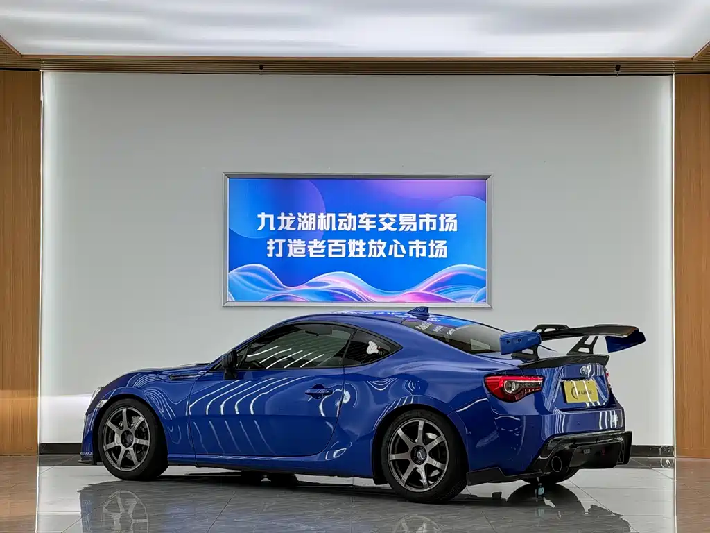 Subaru BRZ — миниатюра 3