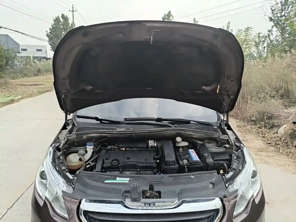 Peugeot 2008 — миниатюра 20