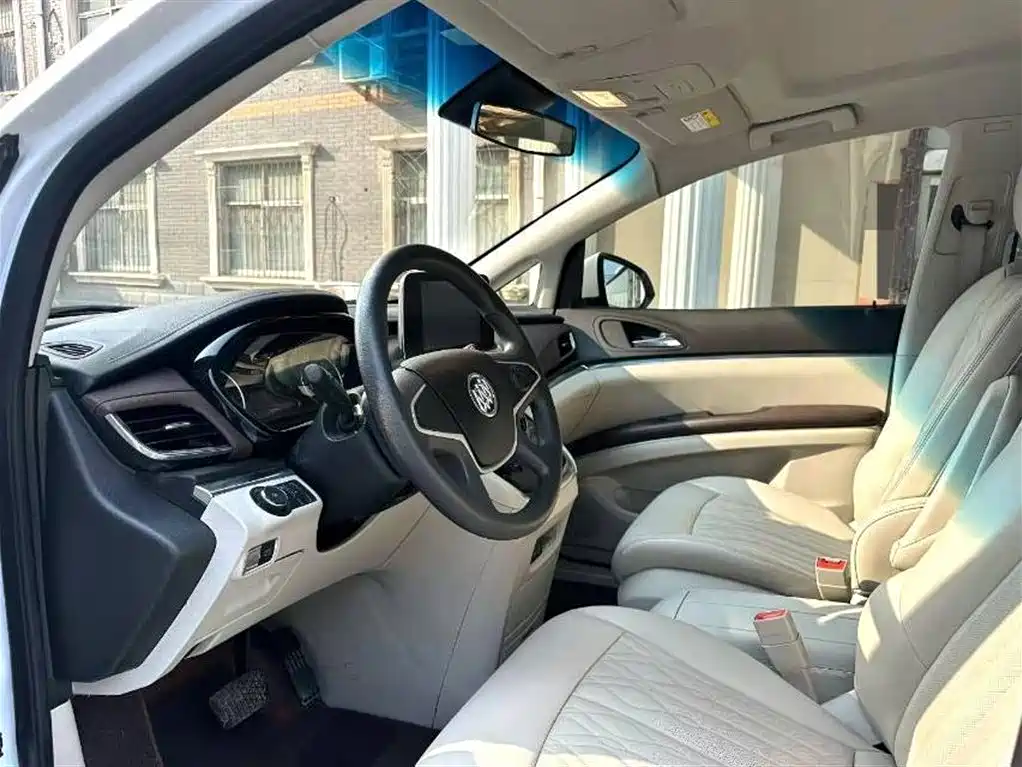 Buick GL8 2023 Comfort