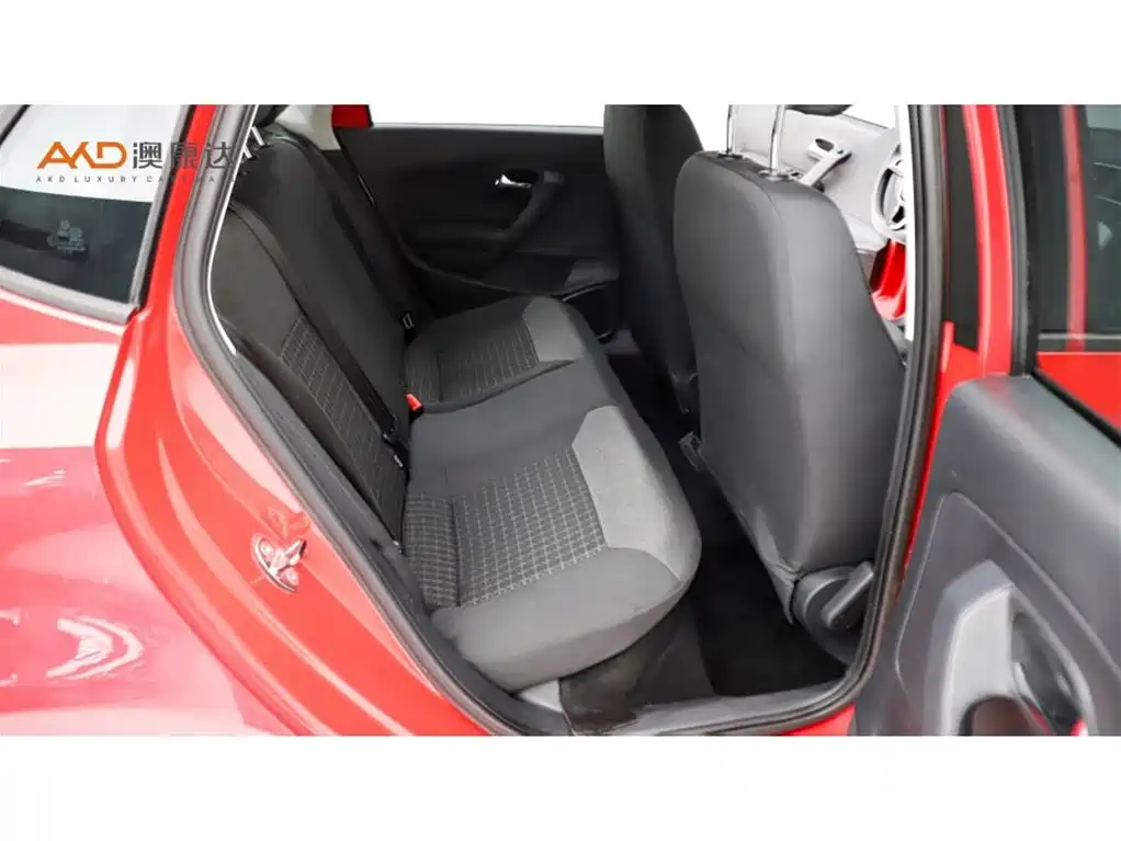 Volkswagen Polo — миниатюра 8