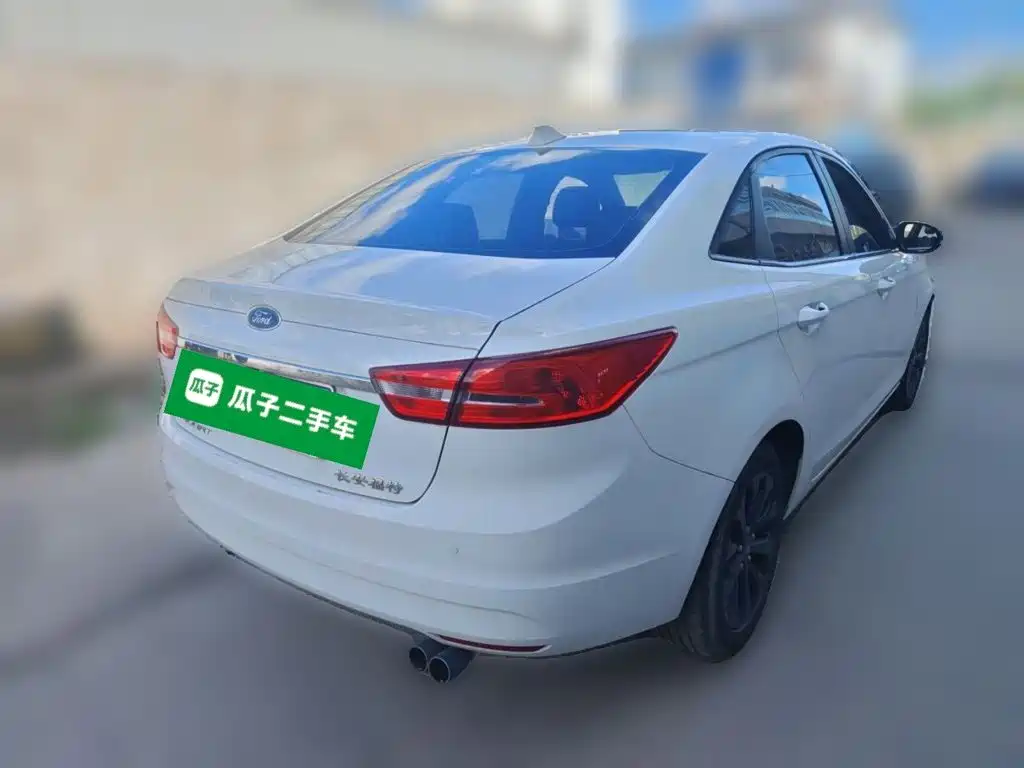 Ford Escort — миниатюра 5