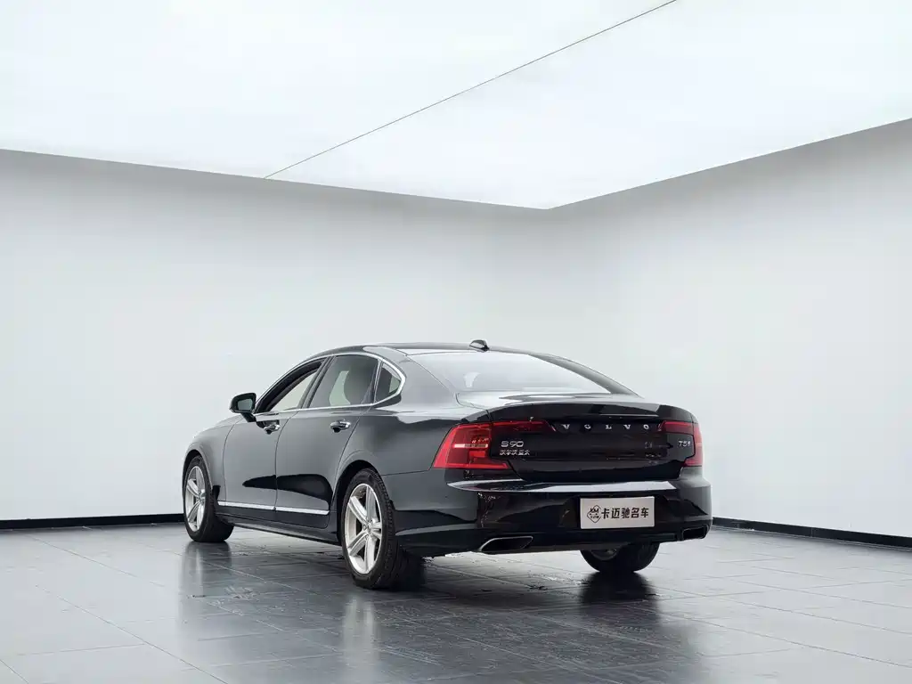 Volvo S90 — миниатюра 5