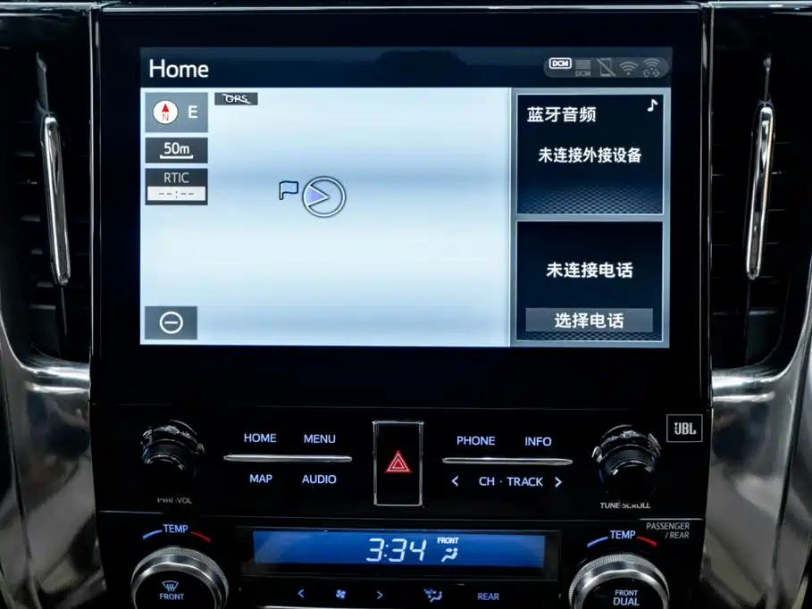 Toyota Alphard — миниатюра 18