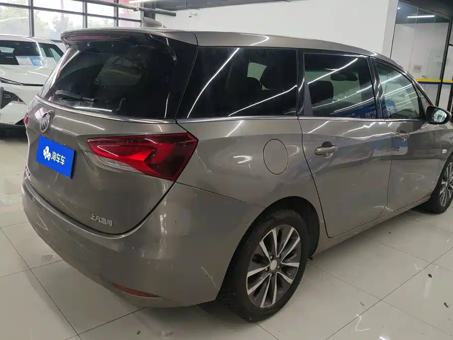 Buick GL6 — миниатюра 3