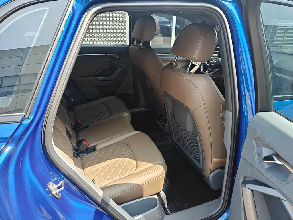 Audi Q3 — миниатюра 13