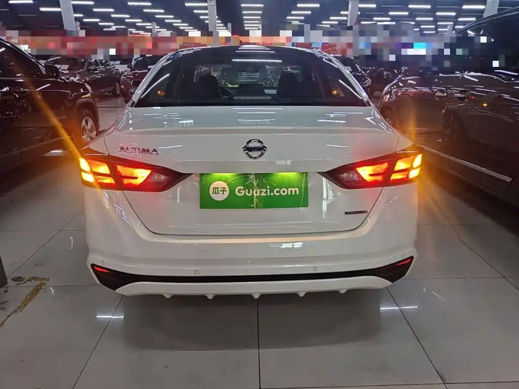 Nissan Teana — миниатюра 6