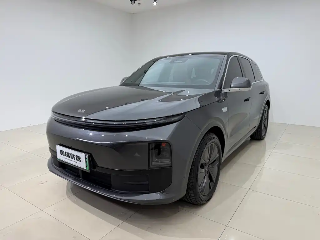 Li Auto L6
