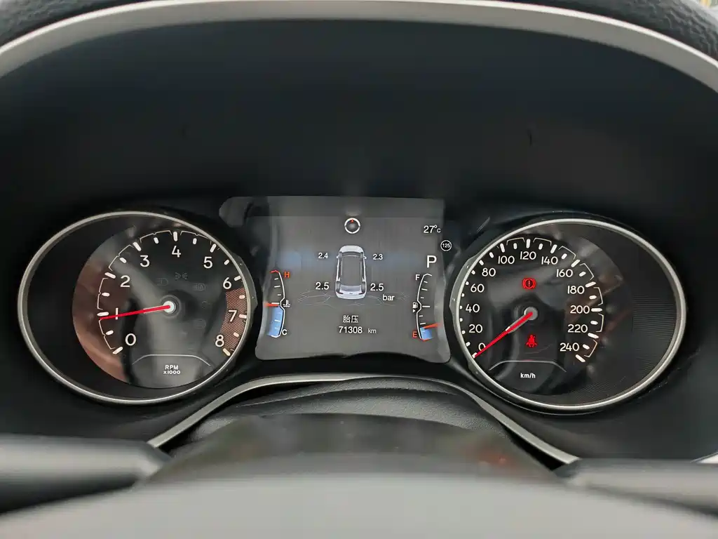 Jeep Compass — миниатюра 4