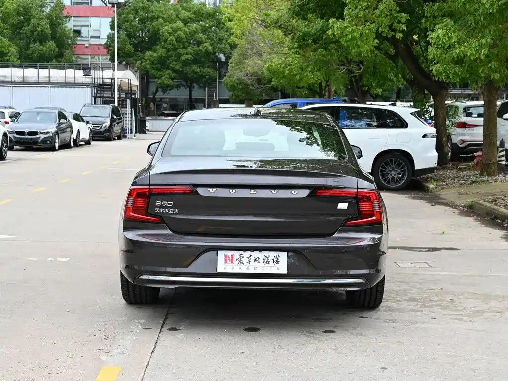 Volvo S90 PHEV — миниатюра 4