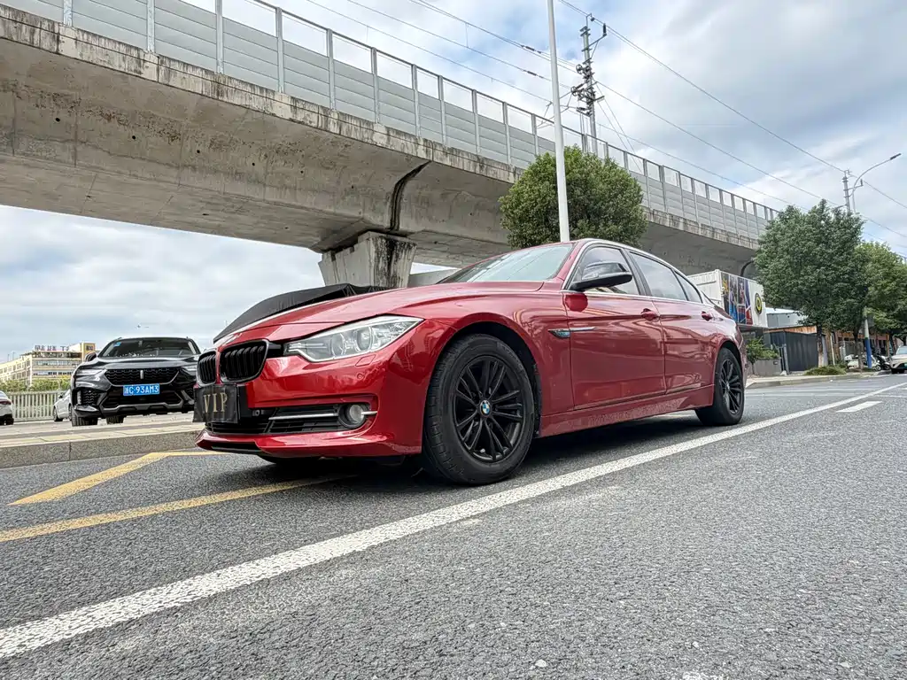 BMW 3 Series — миниатюра 3