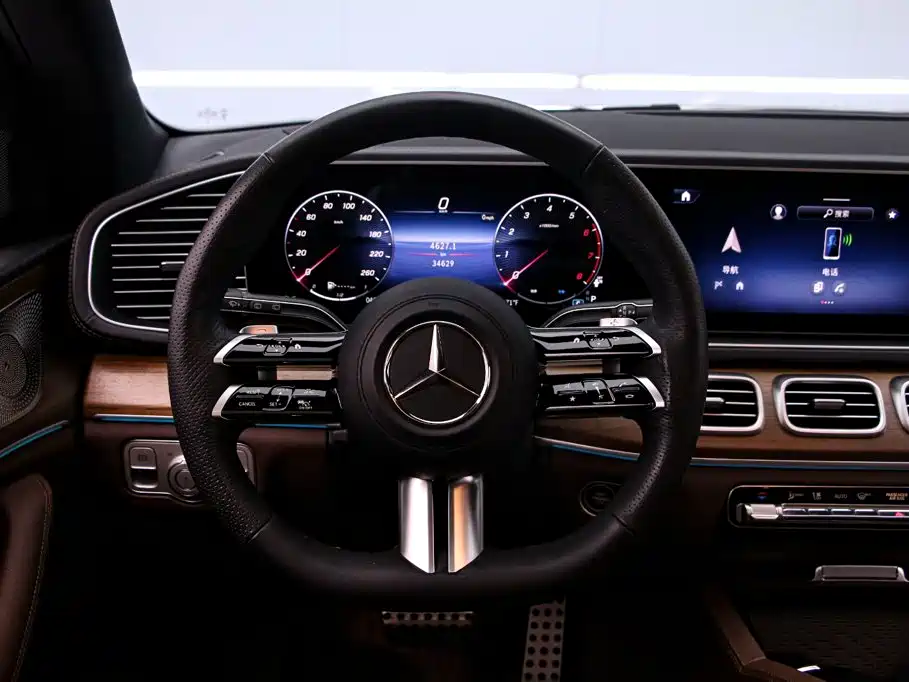 Mercedes-Benz GLS — миниатюра 7