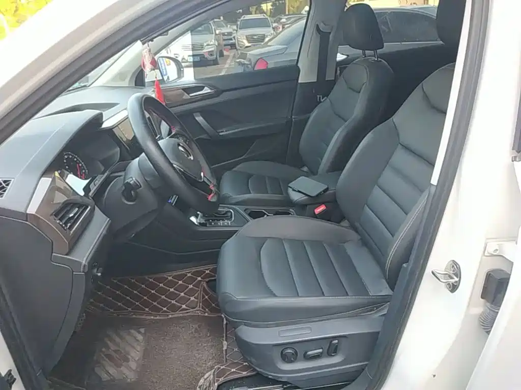 Volkswagen Tharu — миниатюра 15