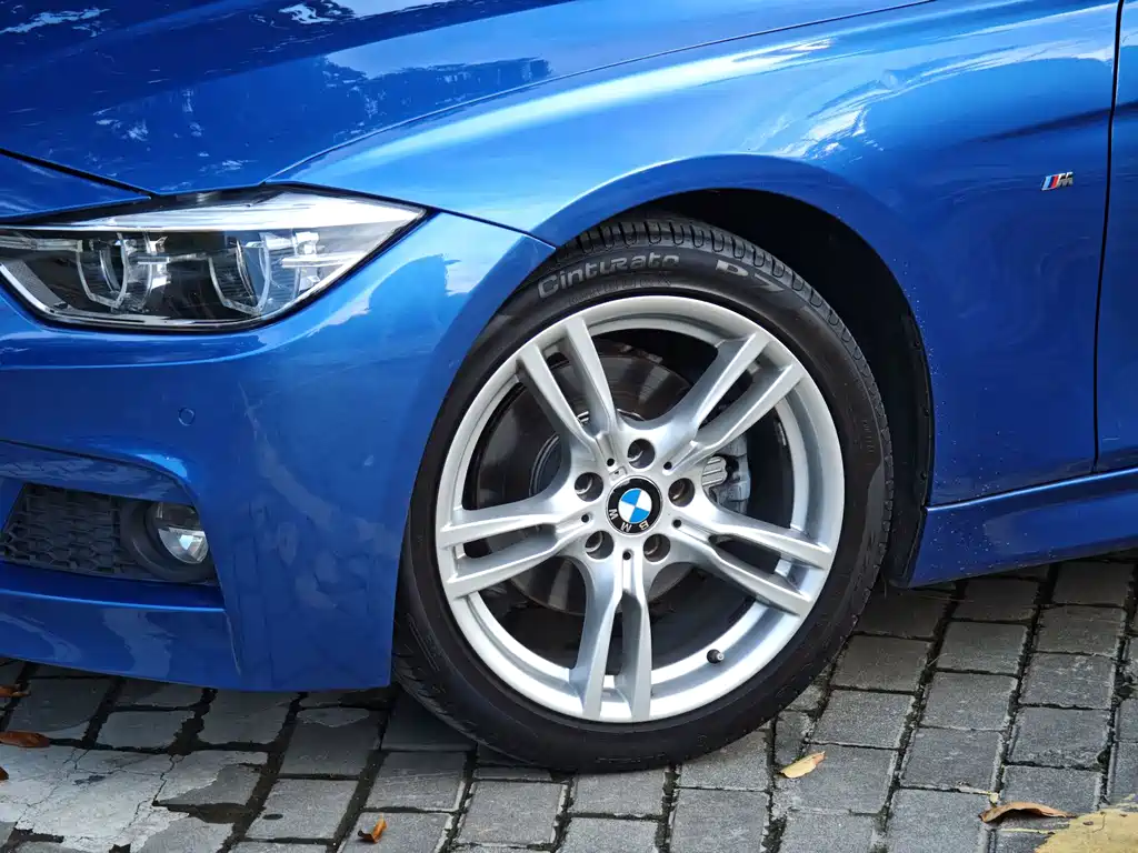 BMW 3 Series — миниатюра 2