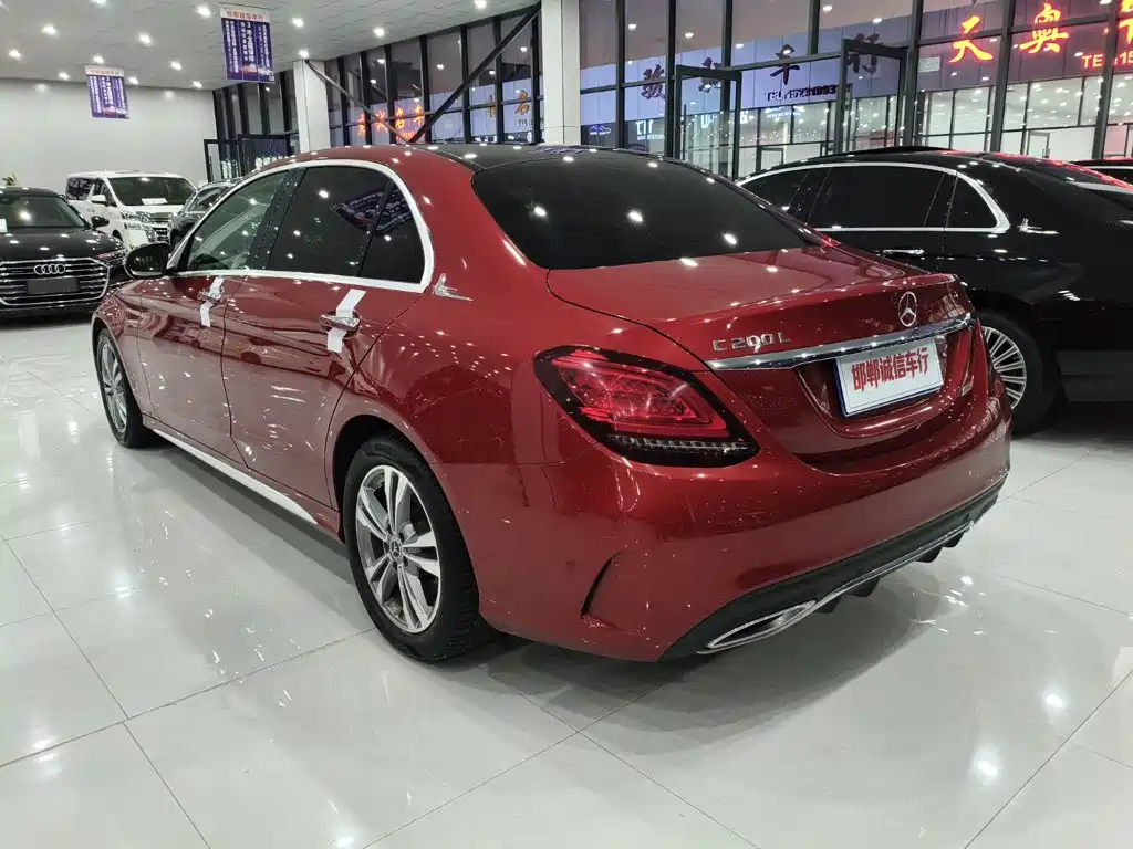 Mercedes-Benz C-Class — миниатюра 6