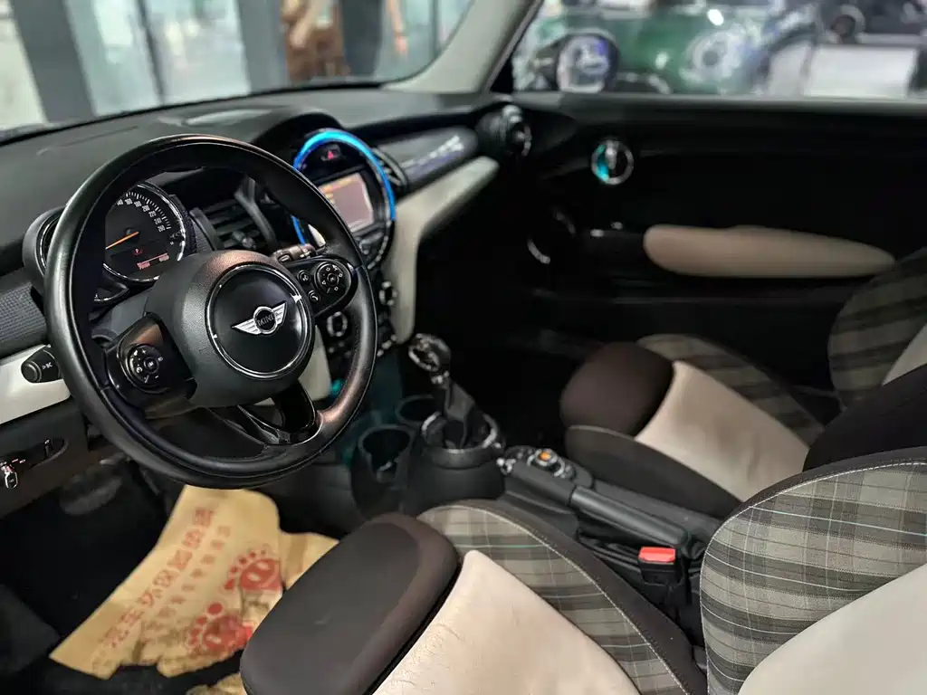 MINI Mini — миниатюра 8